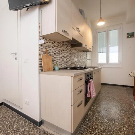 244 - Casa Ludo, Centro Storico,140m Dalla Baia Del Silenzio Patrimonio Unesco E Mare Apartament